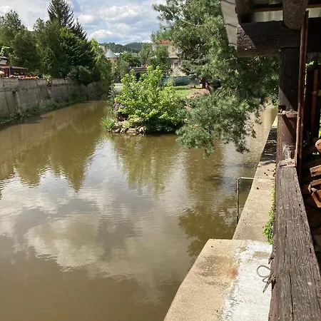 Apartman Na Ostrove Beroun Beroun  Buitenkant foto